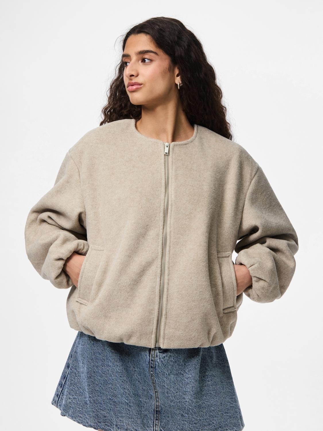 PCANNA Otw Bomber - Beige - VERO MODA & VILA Bergvik